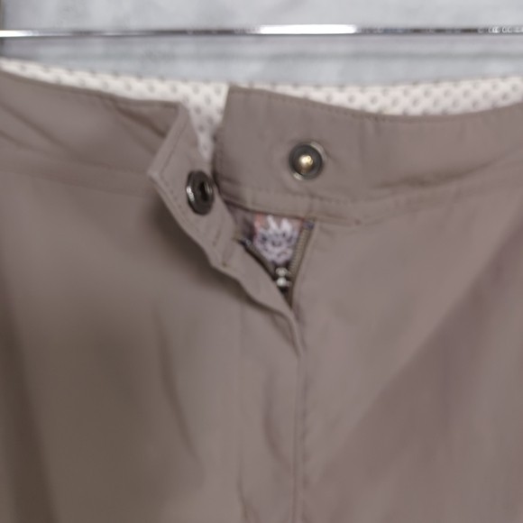 L.L.Bean Women's Nylon Hiking Pants 12 Taupe Adjustable Hem Cozy Outdoor Travel - Picture 5 of 11